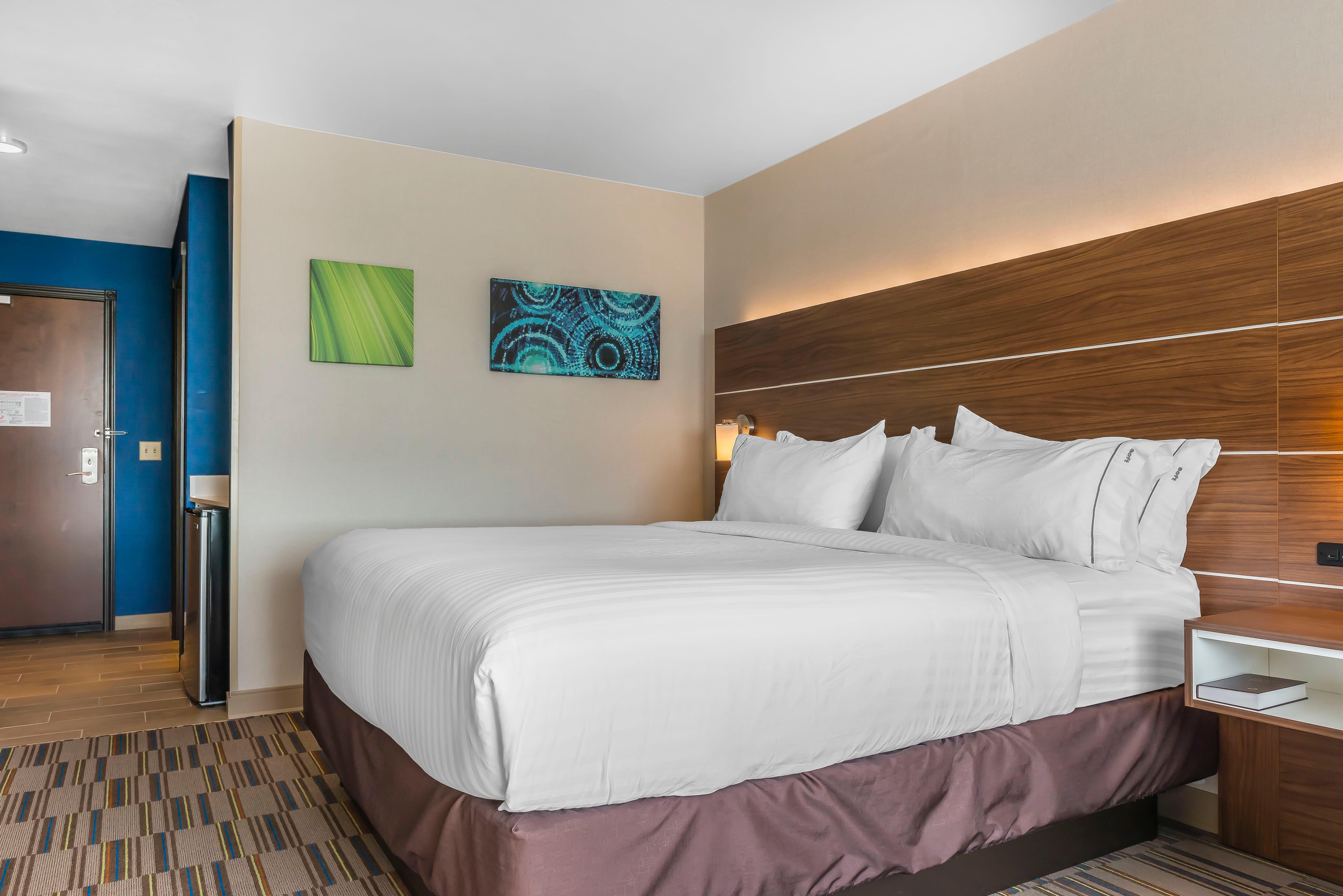 Express & By Ihg Hotel