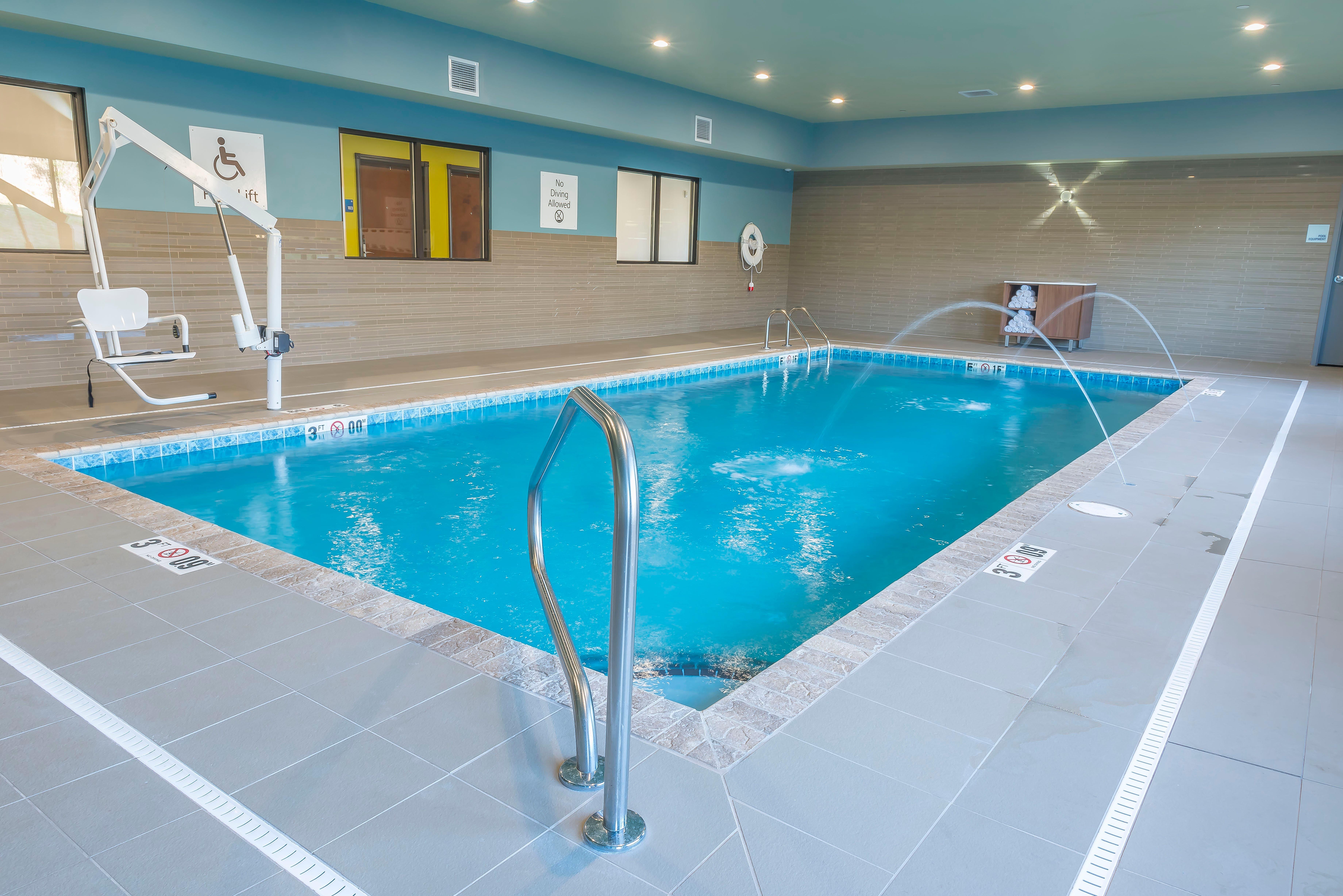 Hotel Express & By Ihg Clarion