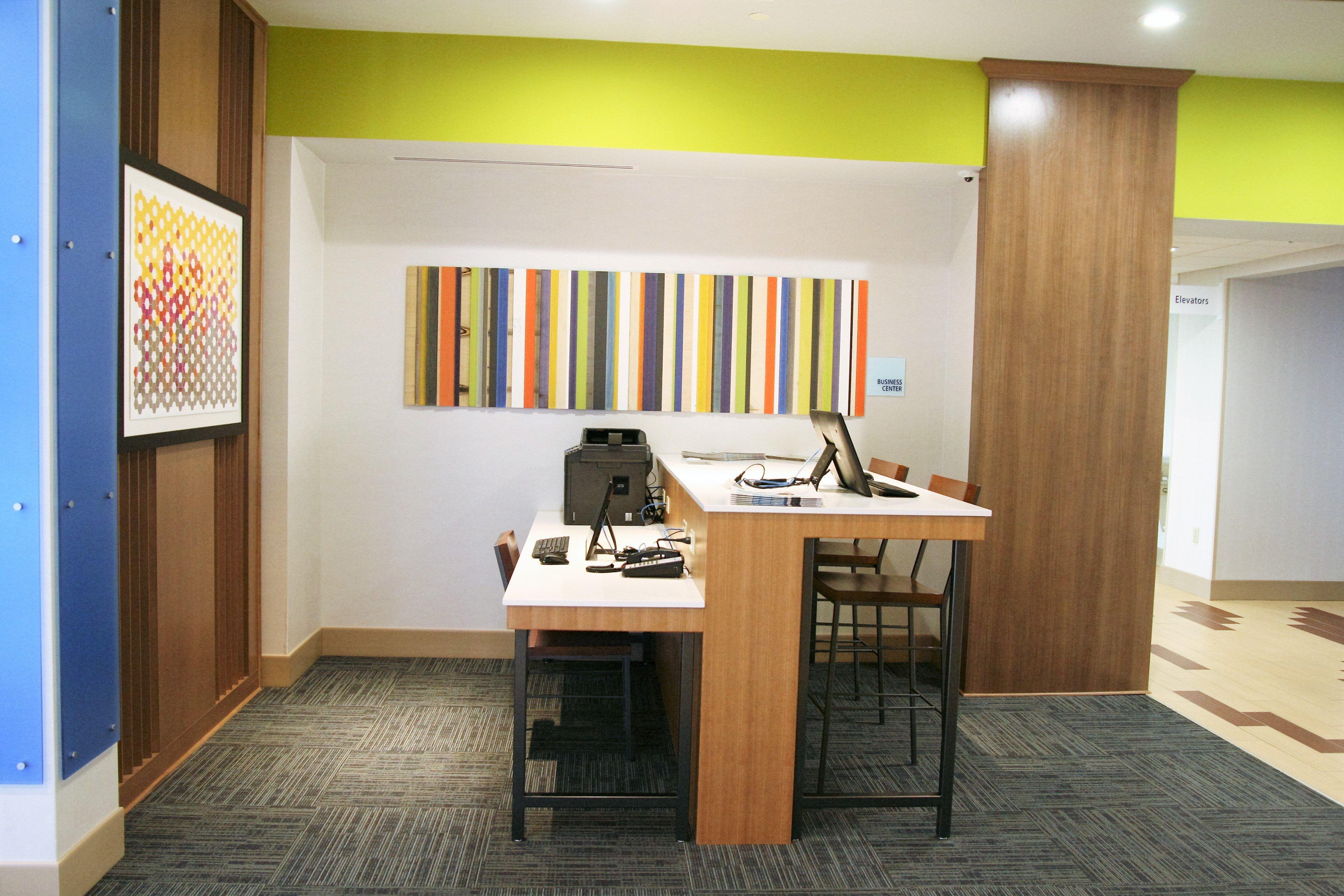Express & By Ihg Hotel Clarion