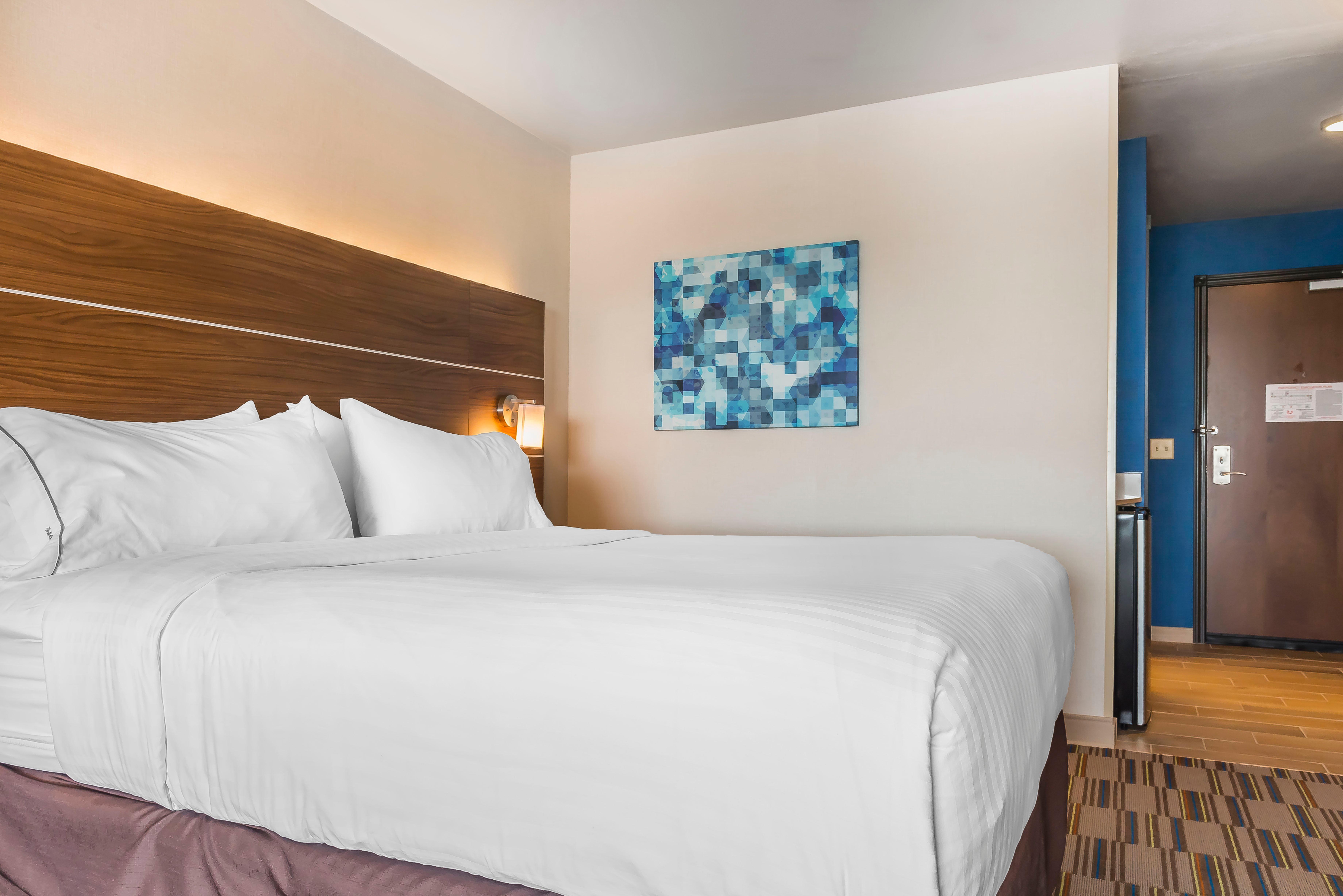 Express & By Ihg 2* Clarion