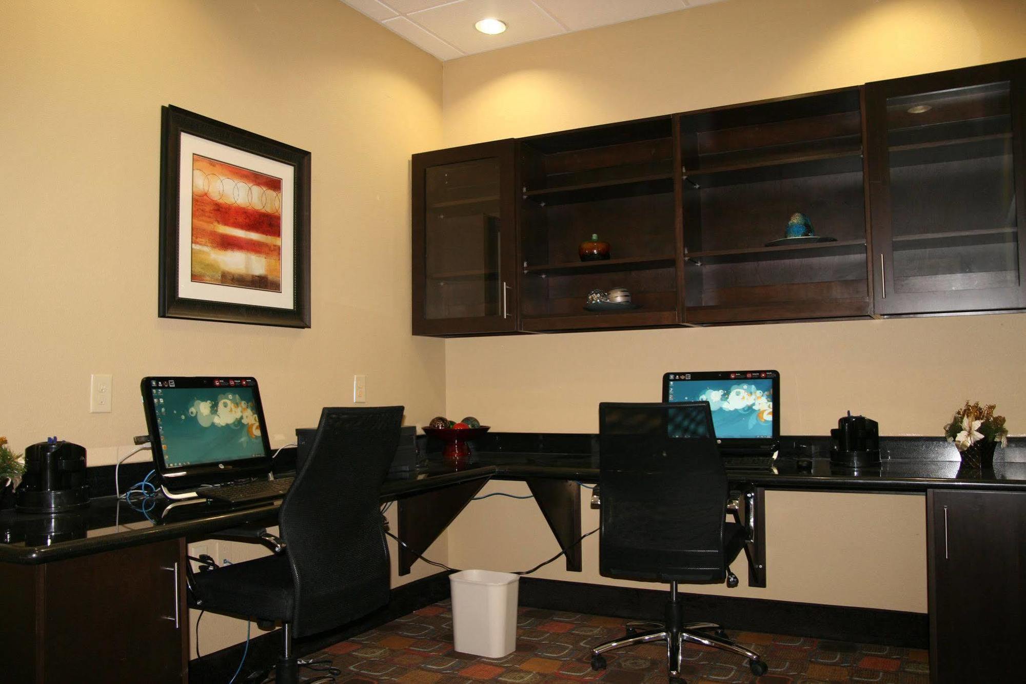 Hotel Express & By Ihg Clarion